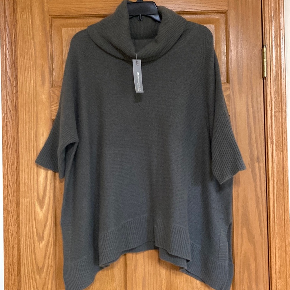 🥰360 sweater Cashmere turtleneck NWT
